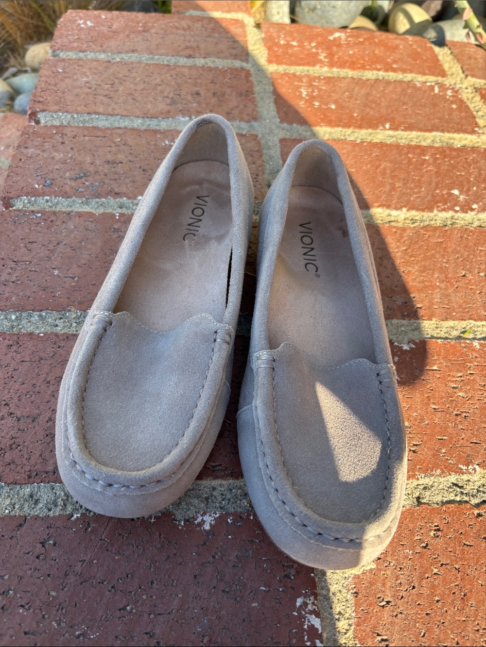 Vionic Women's Taupe Debbie slip on sz 7 Suede Slip-On Loafers